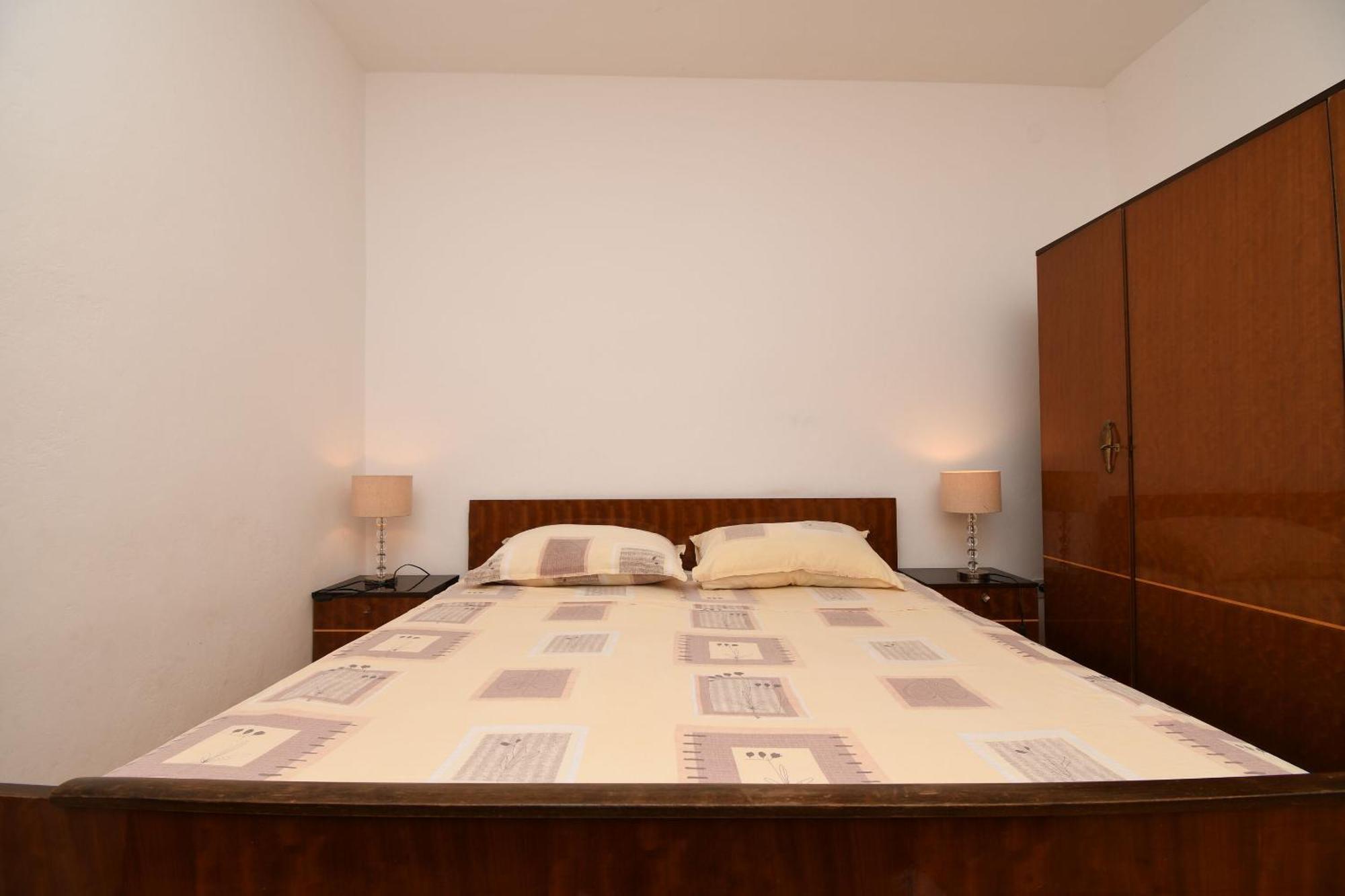 Apartment Dory โตรกีร์ ภายนอก รูปภาพ