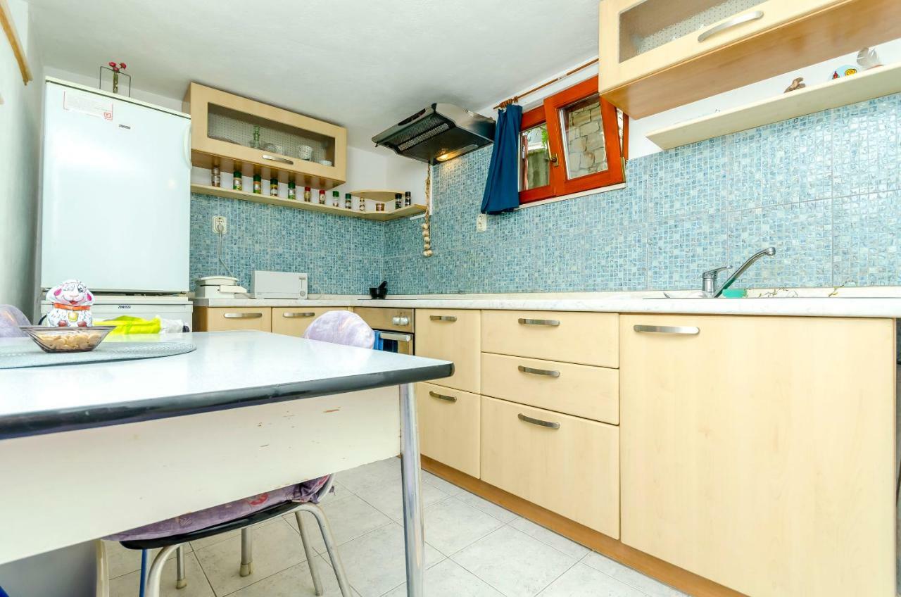 Apartment Dory โตรกีร์ ภายนอก รูปภาพ